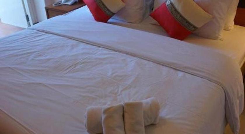 לואי Sirimathani Hotel מראה חיצוני תמונה